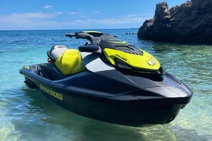 Sea-Doo RXT-X 300, 2024 · 45h de uso